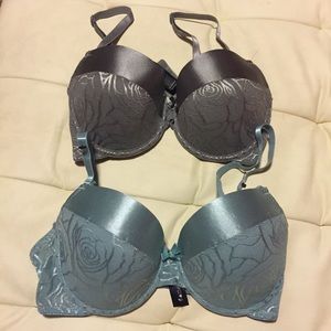 Women’s bras